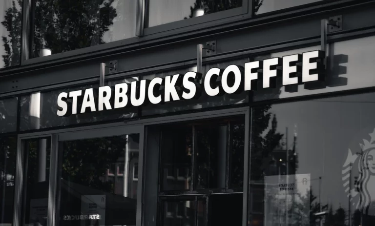 How Many Starbucks are There in the US?